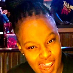 Meet your Posher, Deanna